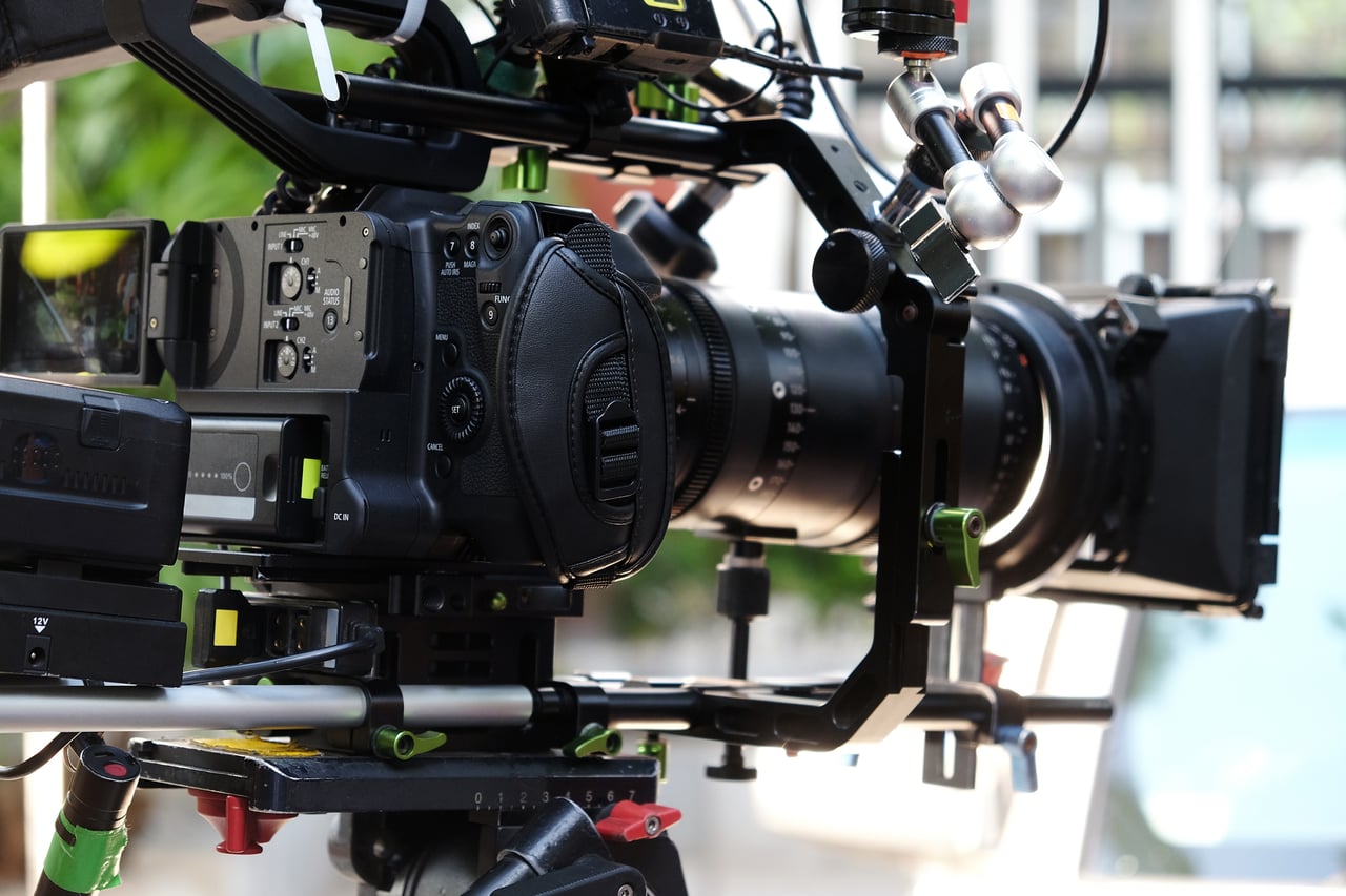 Comment choisir une agence de production vidéo à Montréal? Cover